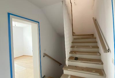 Duplex 1/2 - P+1+M, 160 mpU+terasa, 3 bai, 290 mpT - VANZATOR p. fiz, COMISION 0 - 11