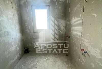 Duplex cu 4 camere, dressing si 3 bai. Toate utilitatile, la asfalt. - 17