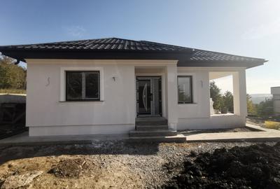 Predare la gata!Casa noua in Catamarasti Deal - 1