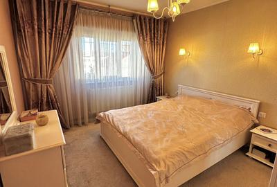 Apartament 3 camere etaj 4 Piatra Neamt - 1