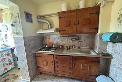 Apartament 3 camere cf1 decomandat zona Centru - 8