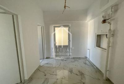 Spatiu comercial cu 8 camere, 5 bai, terasa - zona Centrala - 11