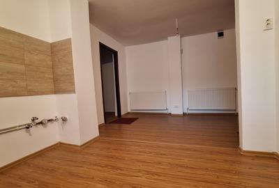 Vanzare apartament 4 camere, decomandat, confort 1, Targoviste