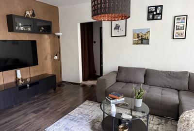 Apartament cu 2 camere semidecomandat în 1 Mai
