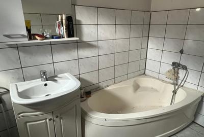 Targoviste - central, strada Justitiei,casa cu  teren 500 mp - 4