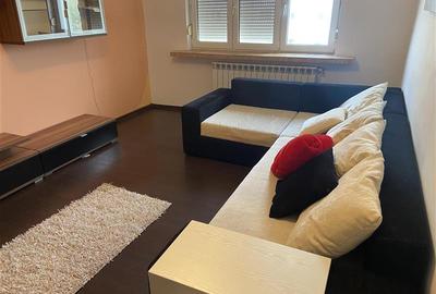 Apartament cu 2 camere decomandat, mobilat în Ultracentral