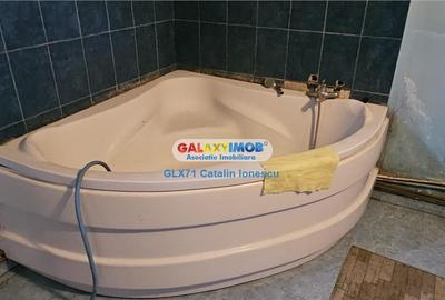 Vanzare casa pe lac Frumusani - 9