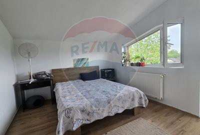 De vanzare Casă / Duplex - 11