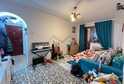 Apartament 1 camera Tatarasi-Ciurchi etaj 1 - 2