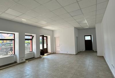 Spatiu comercial de închiriat  Reghin - 2