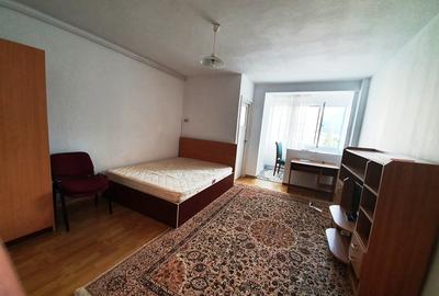 Garsonieră semidecomandată, mobilată în Astra