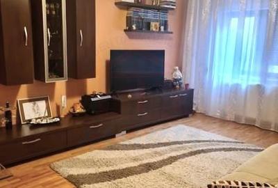 Apartament spațios, 2 camere decomandate, etaj 1, zona Piața Centrală - 1