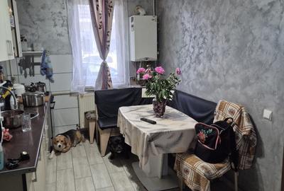 Apartament decomnadat cu 3 camere,2 bai,gradina si parcare ,zona Eroilor - 5