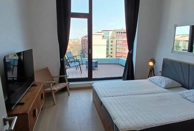 Apartament cu 3 camere în Take Ionescu