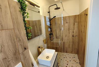 Duplex separat prin carport - Mobilat lux - Panouri si Asfalt - 11