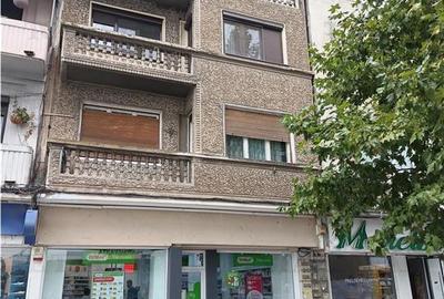 Apartament superb cu 4 camere, stradal, fix in centrul Buzaului langa primarie, - 1