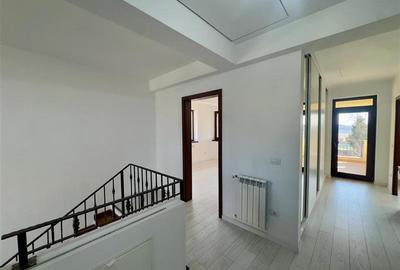 Vilă elegantă individuală în Valea Lupului  5 camere - 17