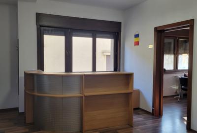 Spatiu birou/clinica, demisol, parter, curte-Comision 0% - 2