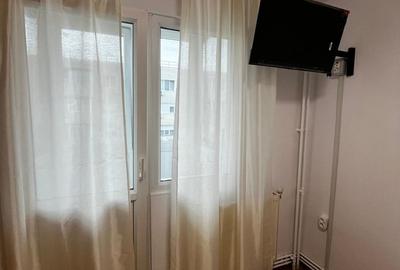 Apartament 2 camere Vitan, centrală proprie, mobilat complet, etaj 3 - 4