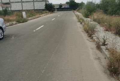 Teren cu fundatie si proiect pe malul lacului - 4