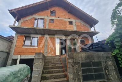 Casa la rosu de vanzare in Sebes-Lancram judetul Alba - 4