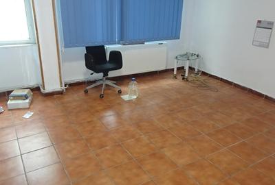 Vand spatiu comercial in Deva, zona ultracentrala ( I. Creanga), 70 mp - 5