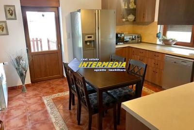 Casa de vanzare Alba Iulia CETATE cu 4 dormitoare si living finisata complet - 3