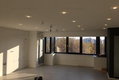 OCAZIE apartament duplex spațios 6 camere, B-dul Unirii, vedere stradala, pret 5 - 9