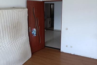 Apartament 3 camere  - 2009 - Fundeni - 8