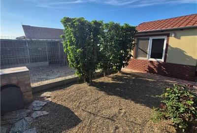 DUPLEX 5 CAMERE - ZONA LINISTITA - TOATE UTILITATILE - GATA DE MUTAT - 8