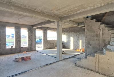 DRAGOMIRESTI VALE, CASA 4 CAMERE, teren 415 mp, utilitati, COMISION 0% - 5
