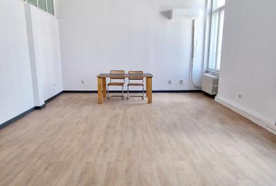 Spatiu Birou de Inchiriat  Metrou Universitate 35 MP Acces si Paza 24/7 - 2