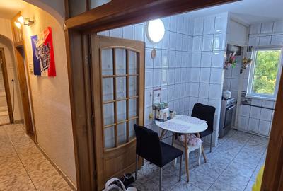 3 camere de vanzare Focsani, ultracentral - 22