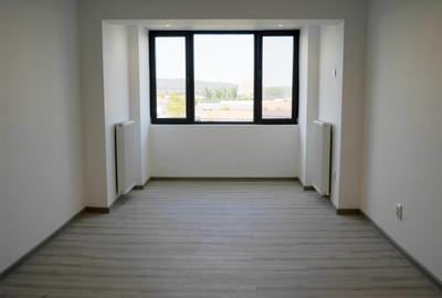 Apartament superb 2 camere, Al.Carpați