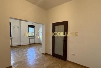3 Camere de inchiriat | Universitate | Birou sau Rezidential | Boxa | Metrou - 2