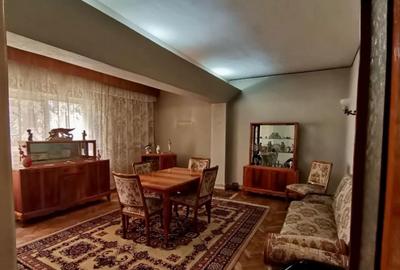 Aprtament Cochet, intr-o zona selecta a orasului Ploiesti. - 1