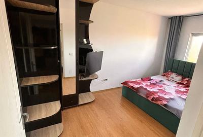 Apartament 3 Camere Semidecomandat - INEL II - 13