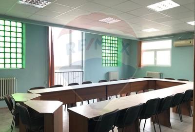 De închiriat spațiu birouri de 171mp în zona Intim - 1