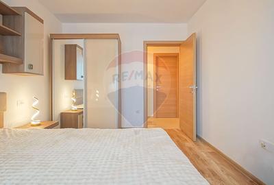 Apartament cu 3 camere, prima închiriere, în zona Tractorul - 9