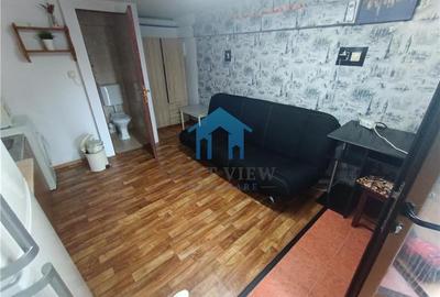 Garsonieră decomandată în Între Lacuri