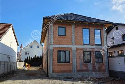 Casa individuala cu 4 camere si curte in cartierul Tineretului Sibiu - 13