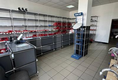 Spațiu comercial, de 110.00 mp, în Cetate