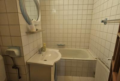 Apartament 3 camere decomandat - centrala termica !! - 7