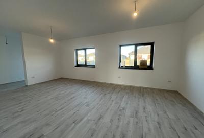 Casă individuală cu 4 camere în Șag