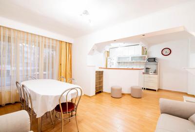 Apartament 3 camere zona Rogerius - 1