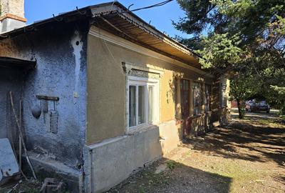 Teren 1300mp cu casa batraneasca - 8
