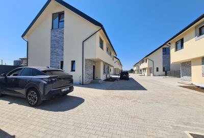 Casă nouă 4, camere în Odăi- Otopeni – 125 mp utili, curte 250 mp, zona buna. - 2