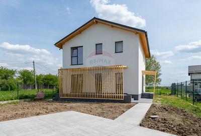 Casă / Vilă sustenabila in Dragomiresti/Sabareni - 16