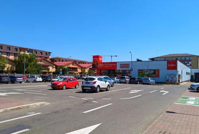 Apartament cu 2 camere de vanzare, zona metrou Aparatorii Patriei - 12