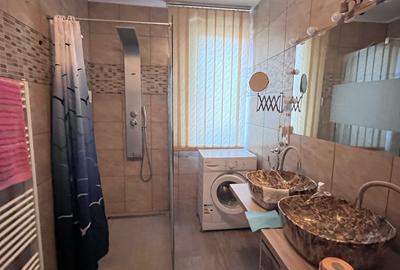 Apartament de vânzare, 2 camere, 72 mp, zona Piața Abator - 10